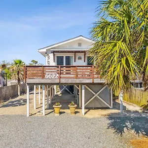 Two Bedroom House With Private Parking, Outdoor Shower And Panama City Beach