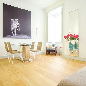 Apartment Superb In Historical Centre, Lisbon